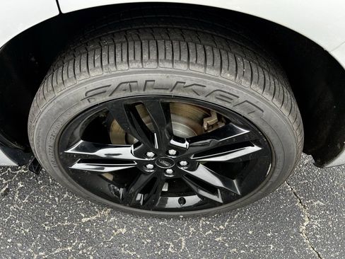 Used 2019 Ford Edge ST w/ Equipment Group 401A image 40