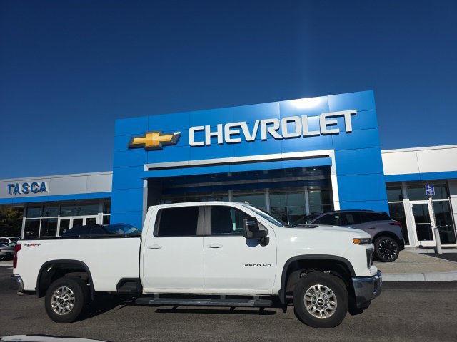 Used 2026 Chevrolet Silverado 2500 LT AWD/4WD image 2