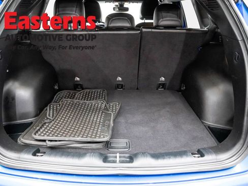 Used 2023 Jeep Compass Trailhawk image 9