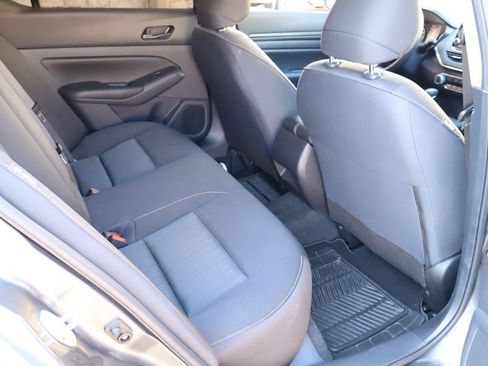 Used 2024 Nissan Altima 2.5 S FWD image 19