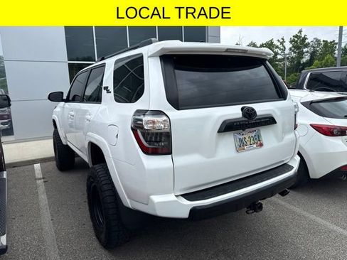 Used 2022 Toyota 4Runner TRD Off-Road Premium w/ TRD Black Wheel Package (TMS) AWD/4WD image 4