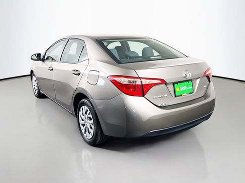 Used 2018 Toyota Corolla LE FWD image 7