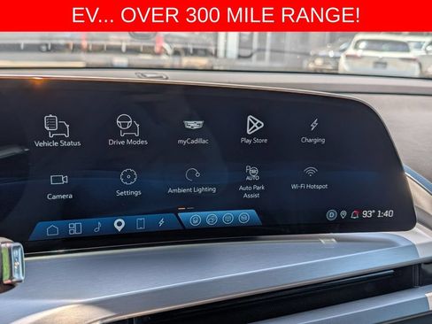 Used 2026 Cadillac Vistiq Sport w/ LPO, Floor Liner Package AWD/4WD image 40