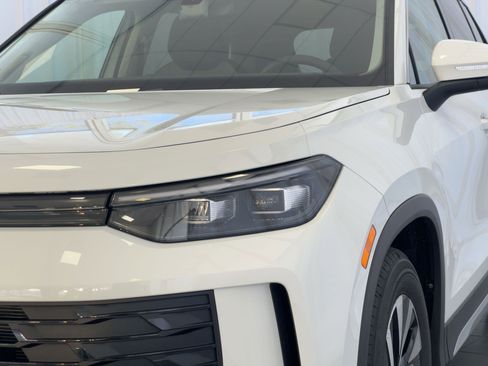 New 2026 Volkswagen Tiguan S image 11