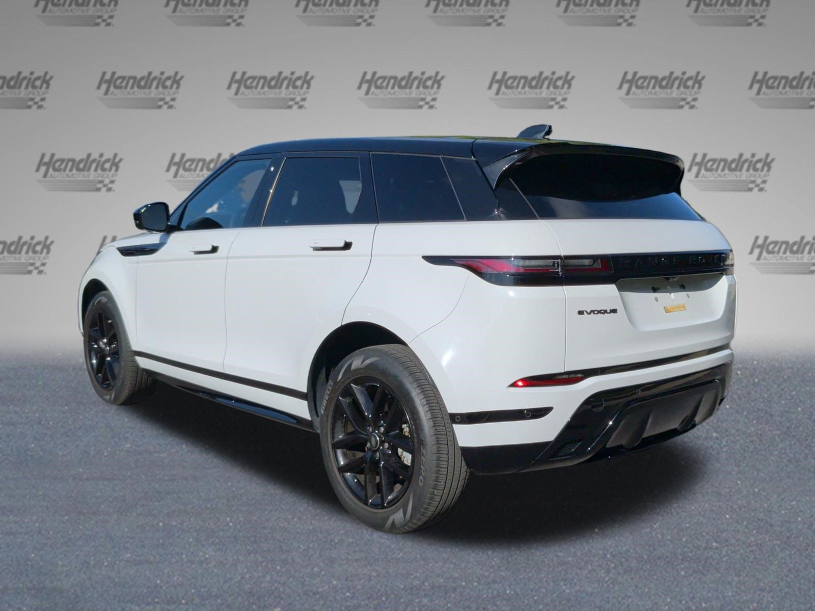 Used 2024 Land Rover Range Rover Evoque Dynamic SE AWD/4WD image 9
