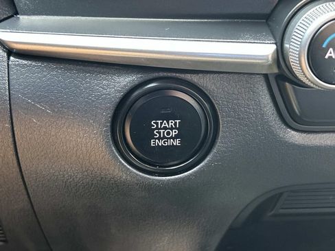 Used 2020 MAZDA CX-30 AWD w/ Select Package image 33