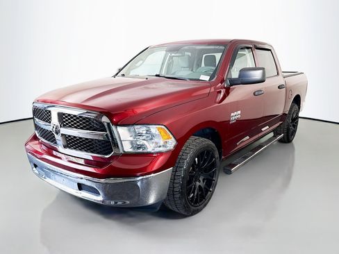 Used 2020 RAM 1500 Tradesman w/ Chrome Plus Package RWD image 4