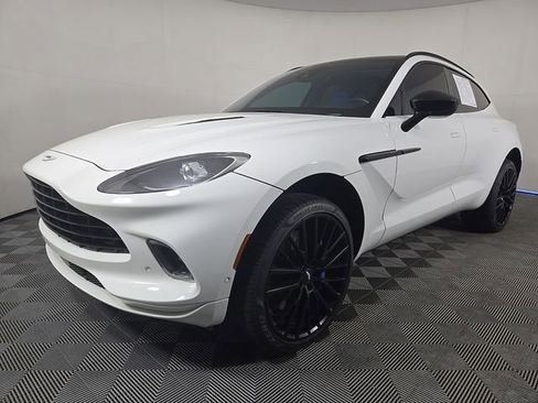 Used 2022 Aston Martin DBX AWD/4WD image 2
