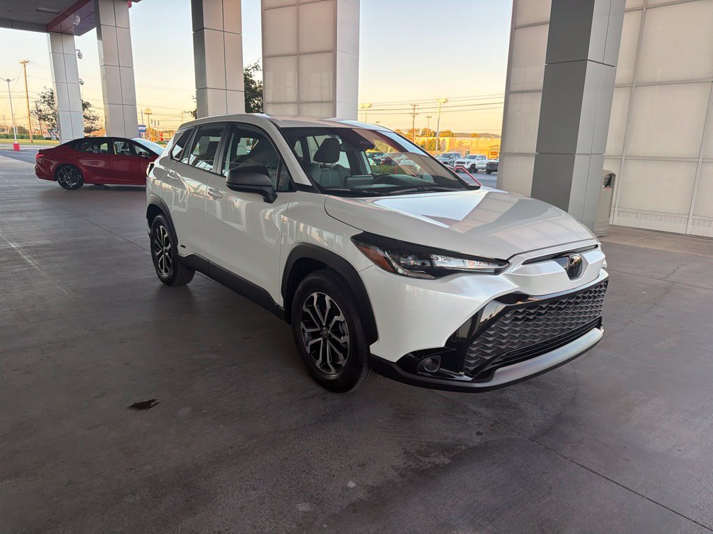Certified 2024 Toyota Corolla Cross AWD Hybrid image 8