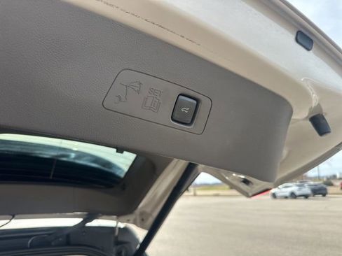 Used 2022 Lincoln Corsair AWD w/ Premium Package image 23