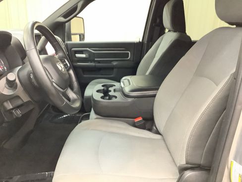 Used 2024 RAM 3500 Big Horn image 26