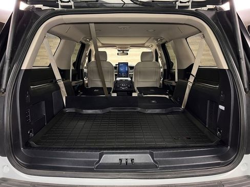 Used 2024 Ford Expedition Max Platinum AWD/4WD image 25