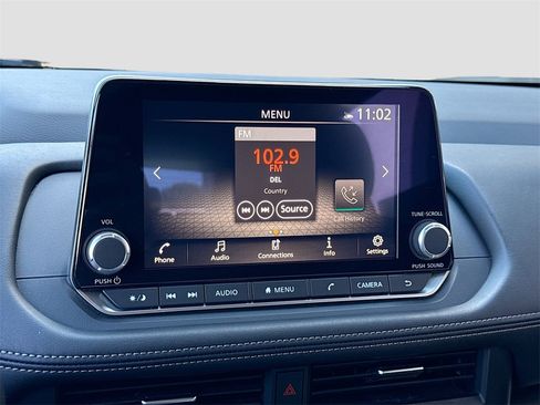 Used 2024 Nissan Rogue SV image 19