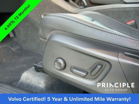 Certified 2025 Volvo XC40 B5 Core image 26