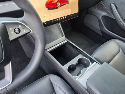 Used 2025 Tesla Model 3 Long Range AWD/4WD image 21