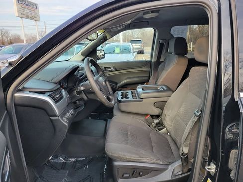 Used 2020 Chevrolet Tahoe 4WD w/ Remote Keyless Entry Package image 2