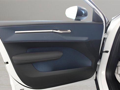 New 2026 Volvo EX30 Ultra image 26