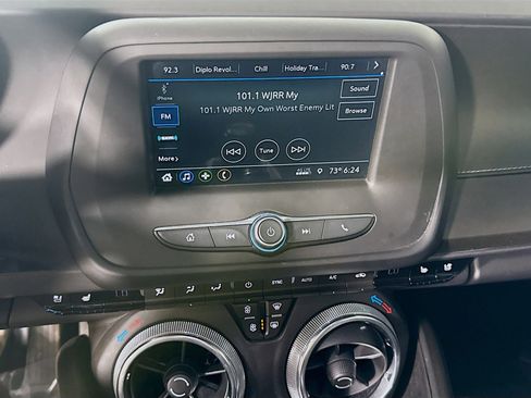 Used 2019 Chevrolet Camaro LT image 18