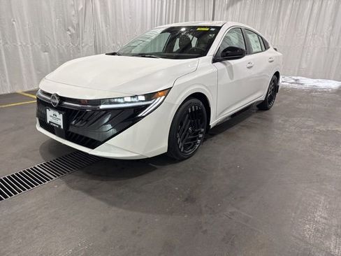 New 2026 Nissan Sentra SR w/ Floor Mat Package image 6