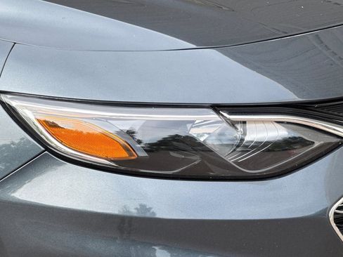 Used 2021 Chevrolet Malibu LT FWD image 10