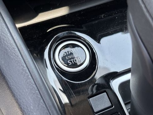 New 2025 Nissan Versa SV w/ Trunk Package image 19