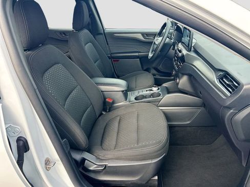 Certified 2025 Ford Escape Active AWD/4WD image 28