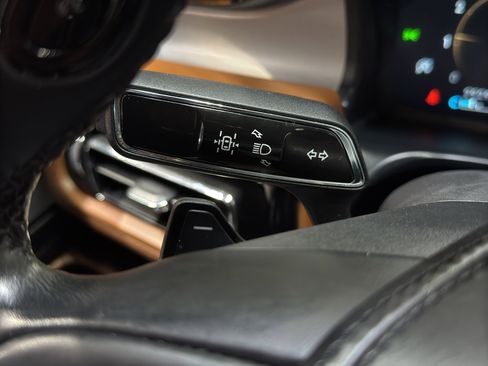 Used 2023 Lincoln Aviator Reserve w/ Equipment Group 201A image 25