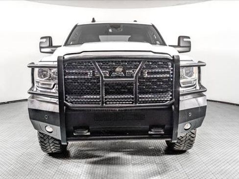 Used 2024 RAM 2500 Big Horn w/ Off Road Package AWD/4WD image 9