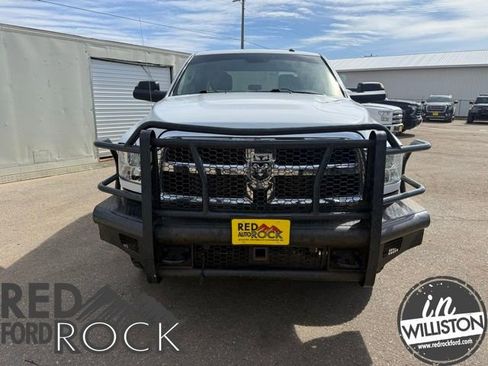 Used 2018 RAM 3500 Tradesman w/ Chrome Appearance Group AWD/4WD image 2