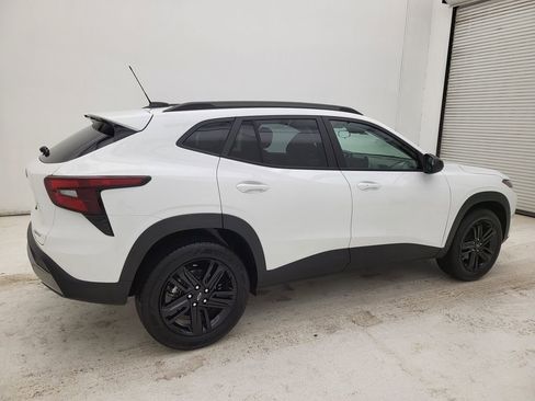 New 2026 Chevrolet Trax ACTIV w/ Sunroof Package image 13