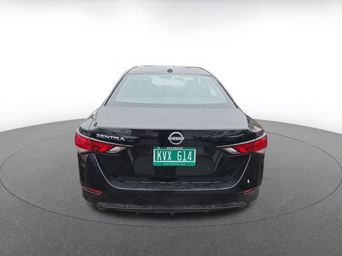 Used 2025 Nissan Sentra SV image 6