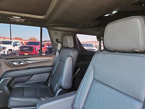 Used 2022 GMC Yukon Denali image 9
