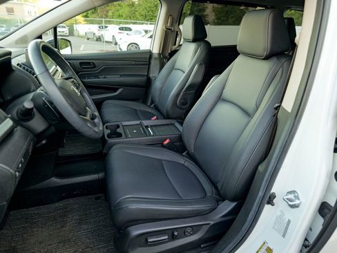 Used 2025 Honda Odyssey EX-L image 22