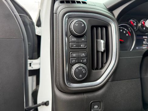 Used 2019 Chevrolet Silverado 1500 RST w/ All-Star Edition AWD/4WD image 25
