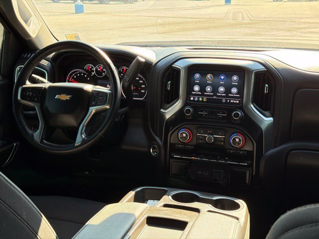 Used 2022 Chevrolet Silverado 1500 LT AWD/4WD image 36