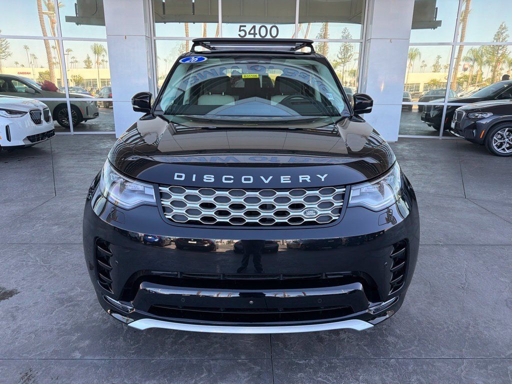 Used 2026 Land Rover Discovery Limited Edition AWD/4WD image 2