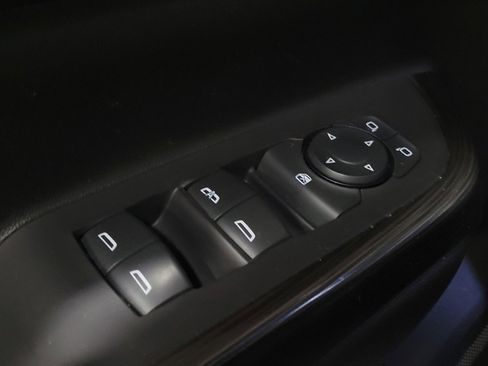 Used 2019 GMC Acadia SLT image 27