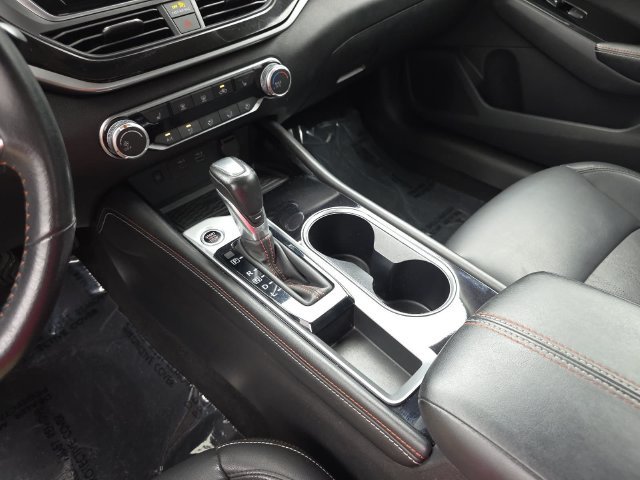Used 2024 Nissan Altima 2.5 SR w/ SR Premium Package FWD image 25