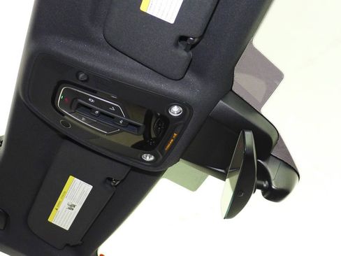 Used 2023 Audi Q8 Premium Plus w/ Premium Plus Package image 17