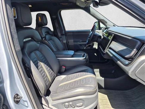 Used 2023 Rivian R1S Adventure AWD/4WD image 19
