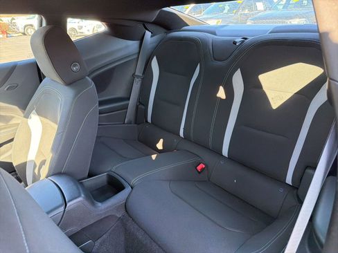 Used 2020 Chevrolet Camaro LT image 21