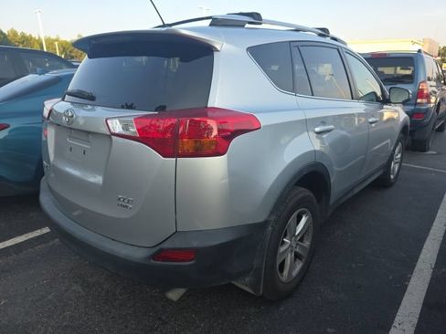 Used 2014 Toyota RAV4 XLE AWD/4WD image 11