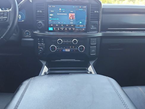 Used 2024 Ford F250 Lariat w/ Lariat Ultimate Package AWD/4WD image 10