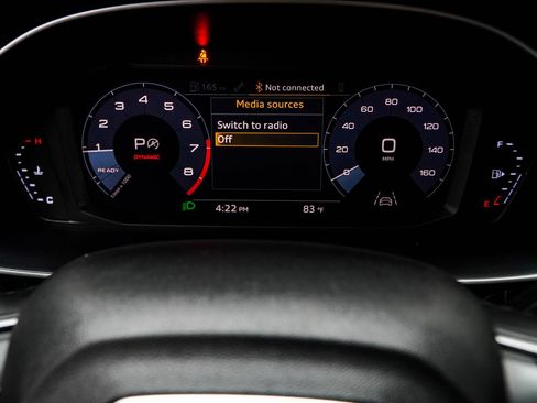 Used 2019 Audi Q3 2.0T Premium w/ Convenience Package AWD/4WD image 34