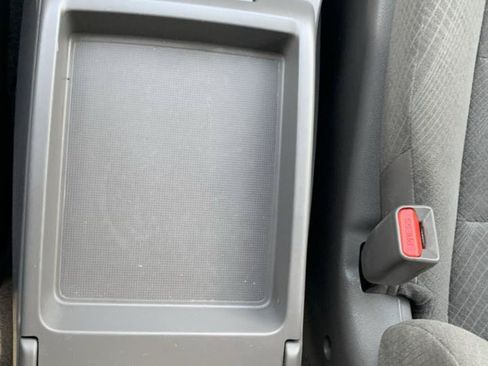 Used 2015 Honda Odyssey EX image 17