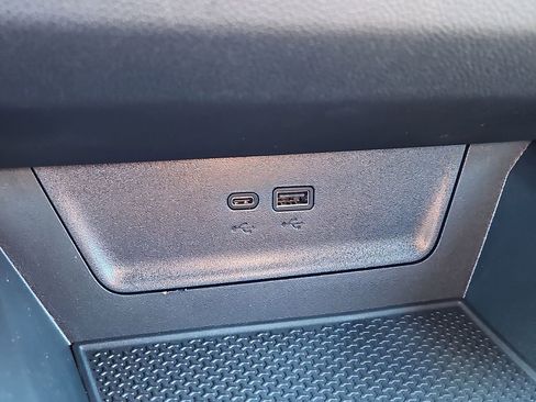 New 2026 Chevrolet Equinox LT w/ Convenience Package II image 11