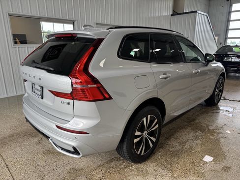 Used 2024 Volvo XC60 B5 Core image 44