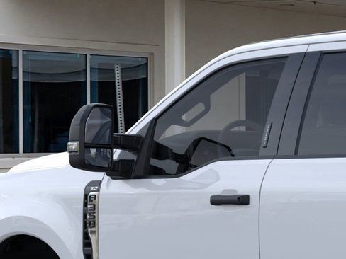 New 2025 Ford F350 XLT image 20