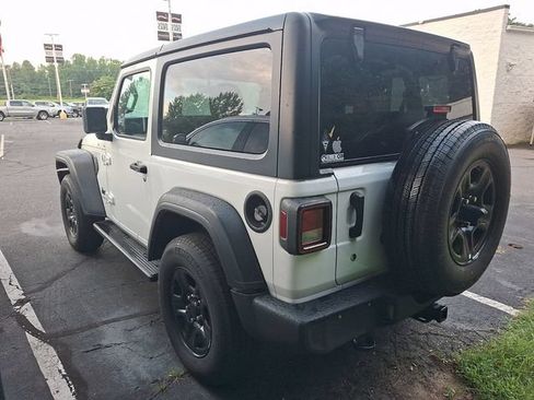 Used 2023 Jeep Wrangler Sport AWD/4WD image 10