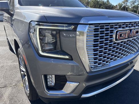 Used 2022 GMC Yukon Denali w/ Advanced Technology Package image 33